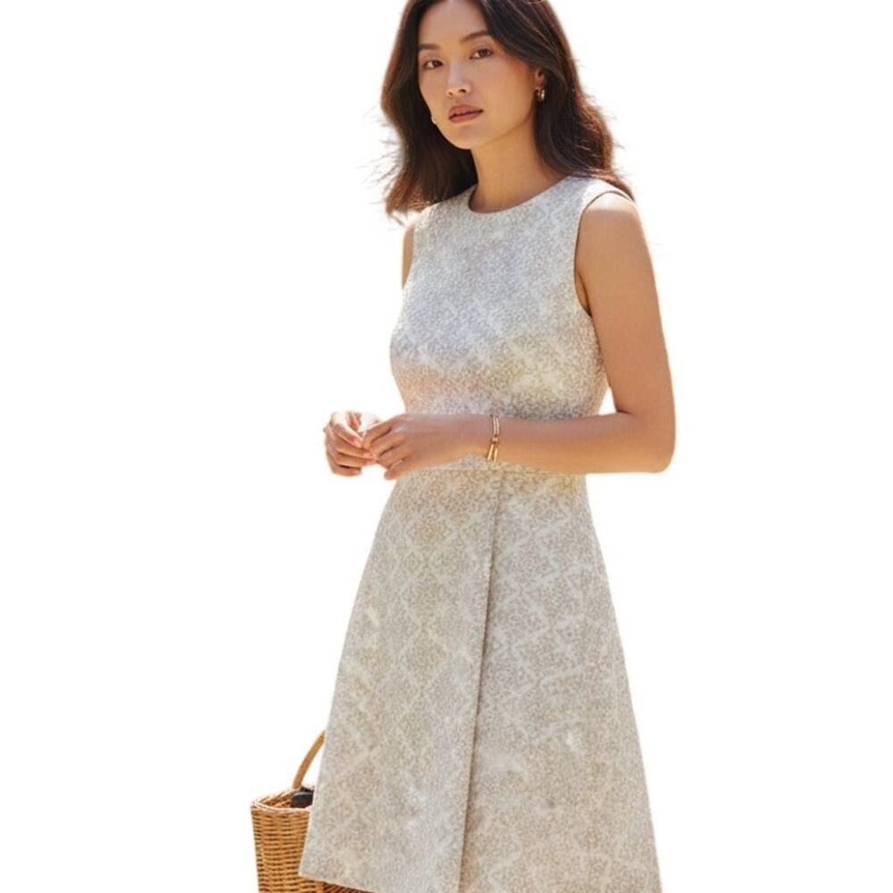 DVF Jeannie Dress Womens Size 6 Cream & Tan Henna Print Cotton Fit & Flare